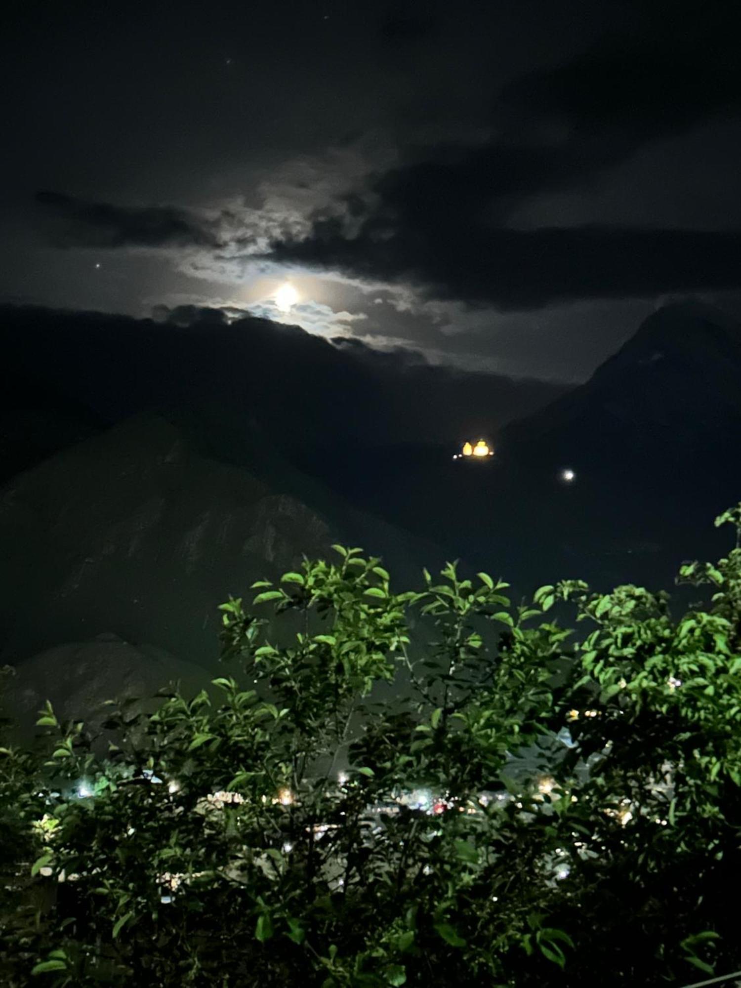 Mountain Heart Bed & Breakfast คัซเบกี ภายนอก รูปภาพ
